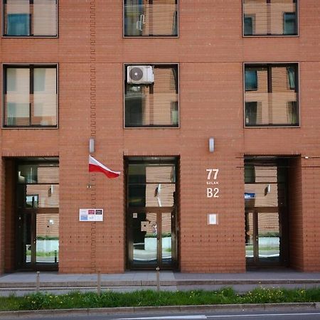 Wygodny Apartament Przy Dworcu Cracovia Esterno foto