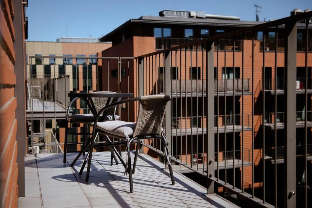 Wygodny Apartament Przy Dworcu Cracovia Esterno foto