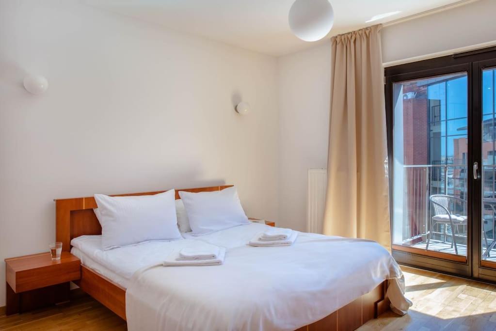 Wygodny Apartament Przy Dworcu Cracovia Esterno foto